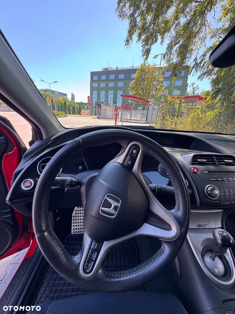 Honda Civic 1.4 Base - 9