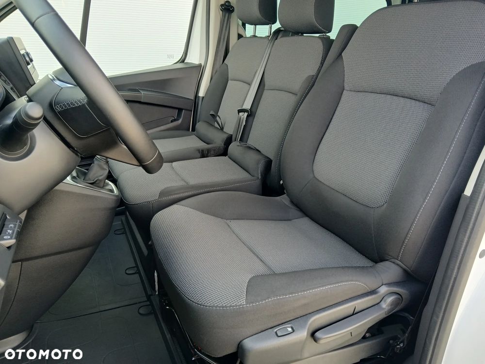Renault Trafic 2.0 dCi - 22