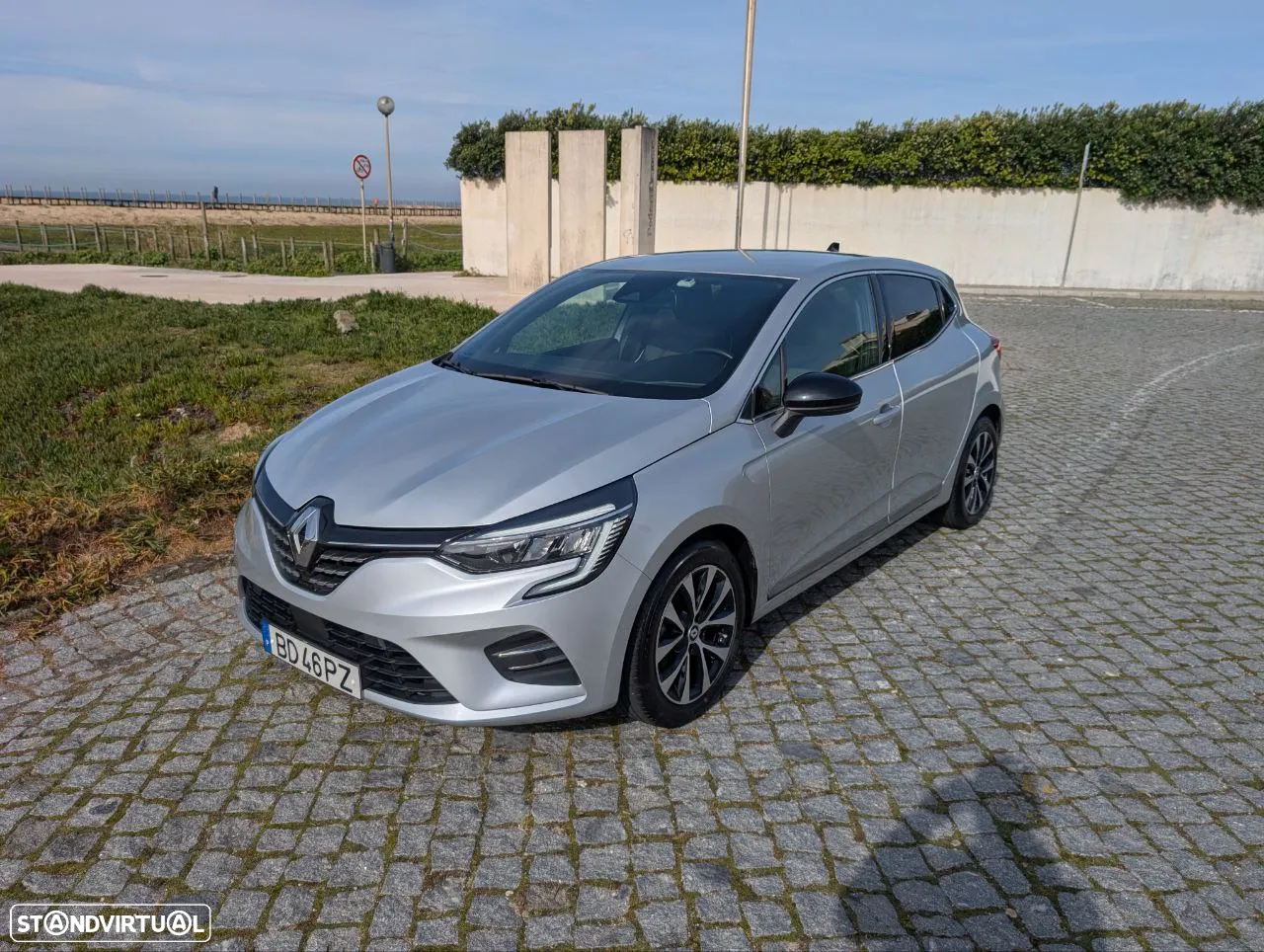 Renault Clio 1.6 E-Tech Full Hybrid Techno - 2