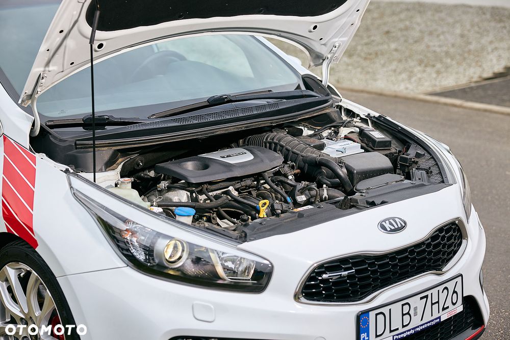 Kia Ceed 1.6 T-GDI GT-Track - 37