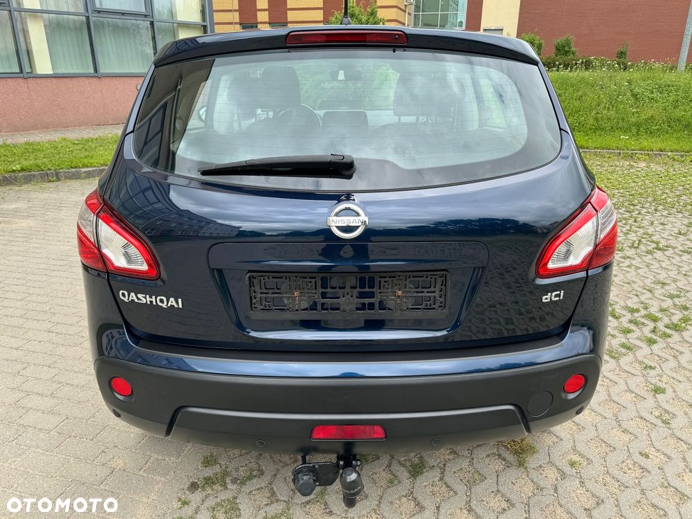 Nissan Qashqai 2.0 dCi DPF tekna - 17