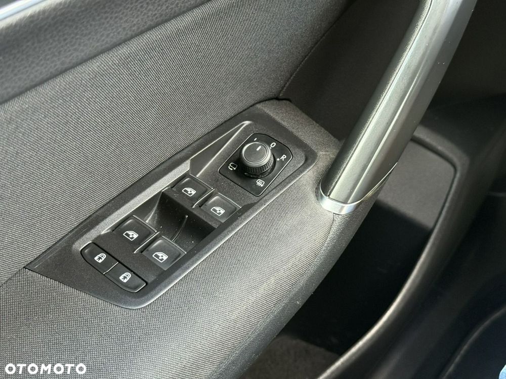 Volkswagen Touran 1.8 TSI BMT Highline DSG - 24
