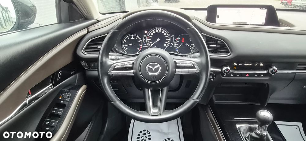 Mazda CX-30 2.0 mHEV Hikari 2WD - 27