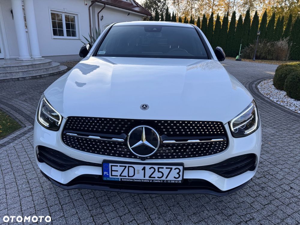 Mercedes-Benz GLC 300 e 4-Matic AMG Line - 2