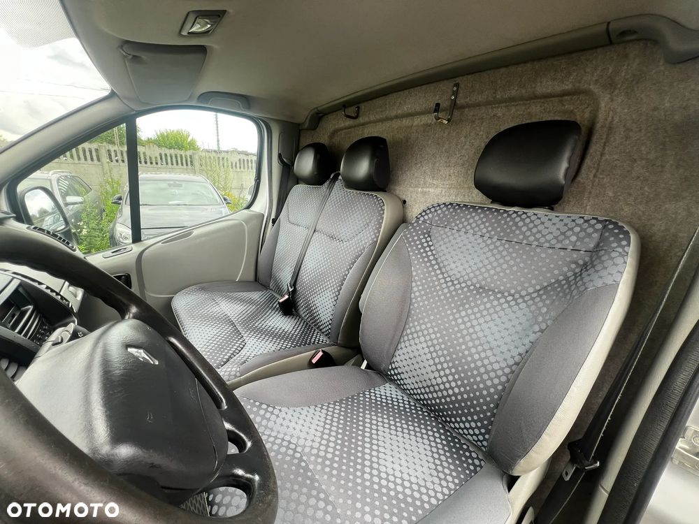 Renault Trafic - 8