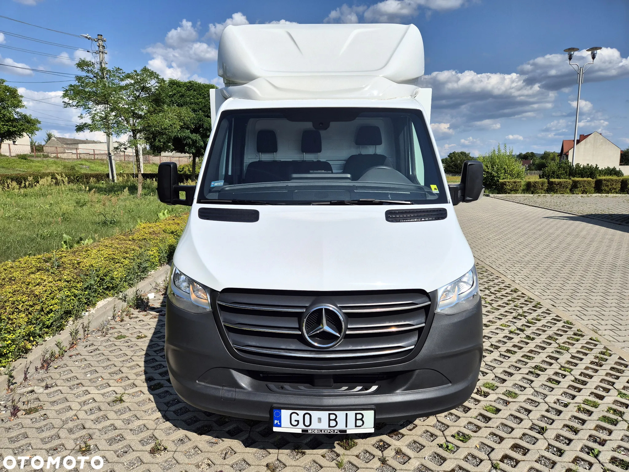 Mercedes-Benz Sprinter - 13