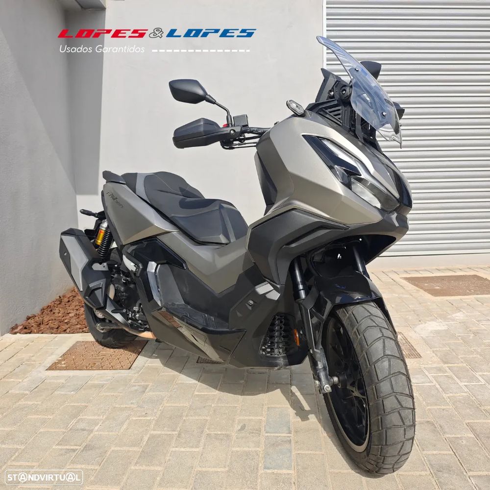 Honda ADV 350 - 1