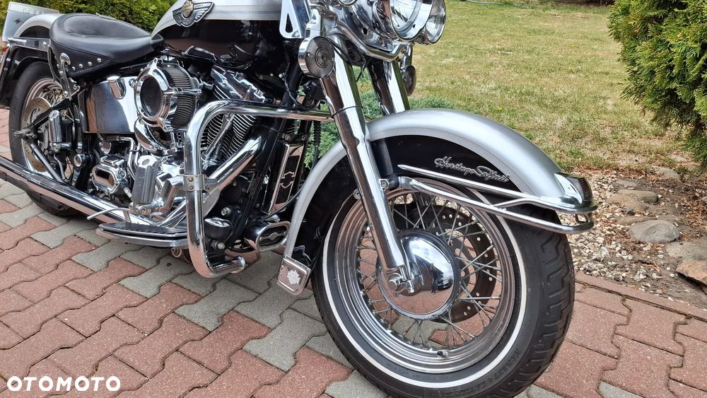 Harley-Davidson Softail Heritage Classic - 14