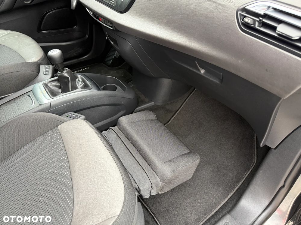 Citroën C4 Grand Picasso 2.0 BlueHDi Exclusive - 36