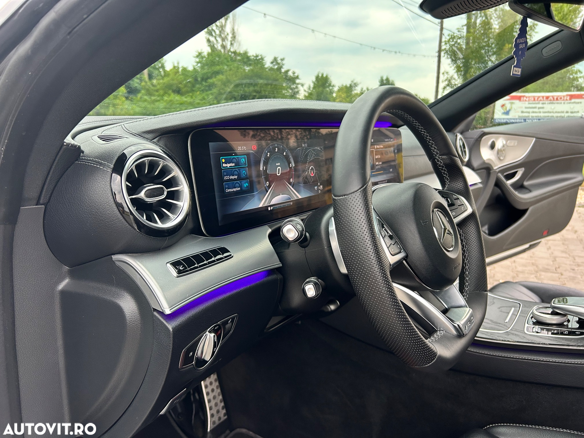 Mercedes-Benz E 220 d Coupe 9G-TRONIC AMG Line - 14