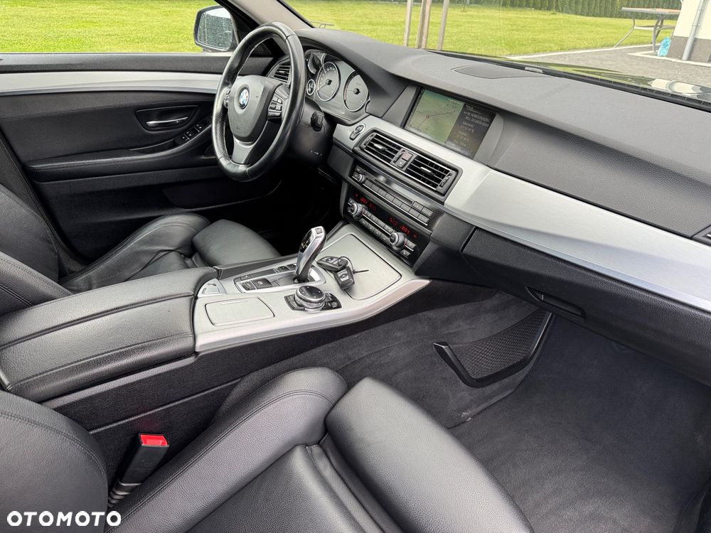 BMW Seria 5 - 29