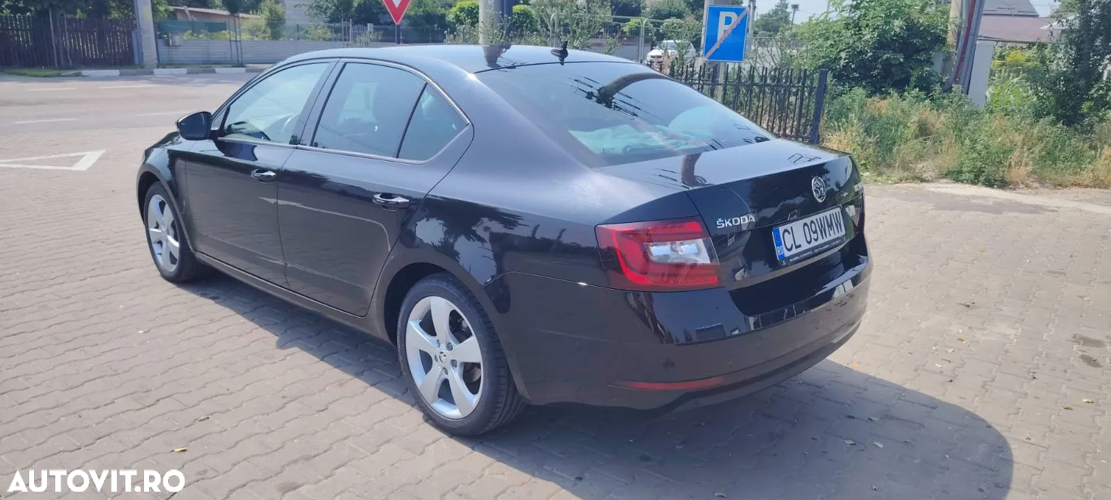 Skoda Octavia 2.0 TDI DSG Style - 9