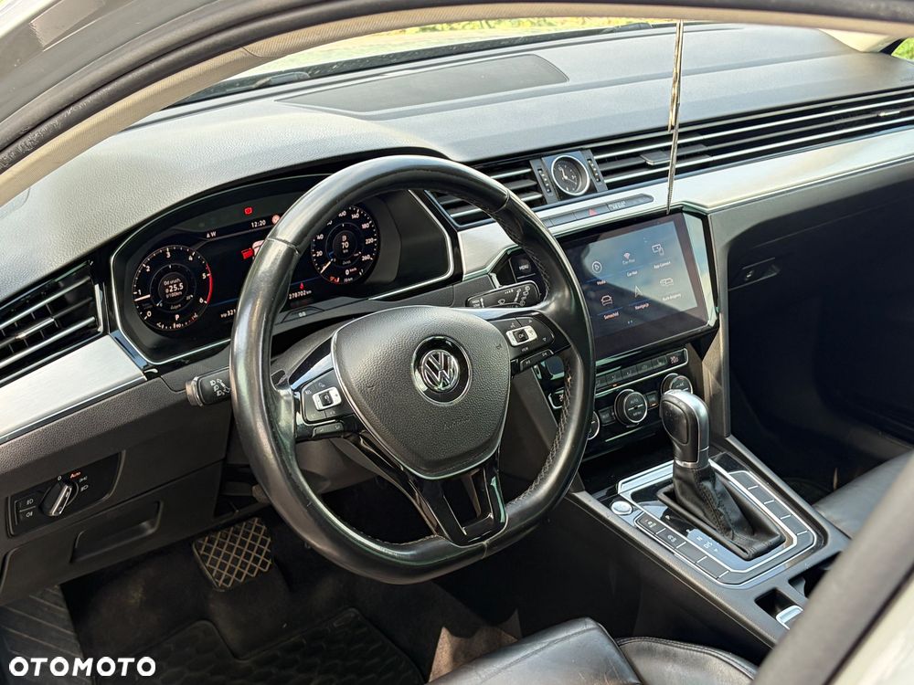 Volkswagen Passat 2.0 TDI SCR Highline DSG - 11