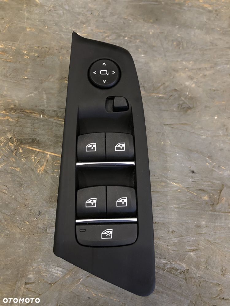 BMW SERII 5 G30 2016- PRZEŁĄCZNIK SZYB LEWY PRZÓD EUROPA 6832176