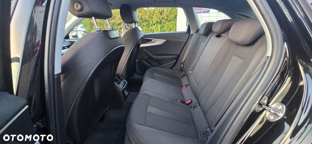 Audi A4 Avant 2.0 TDI - 30