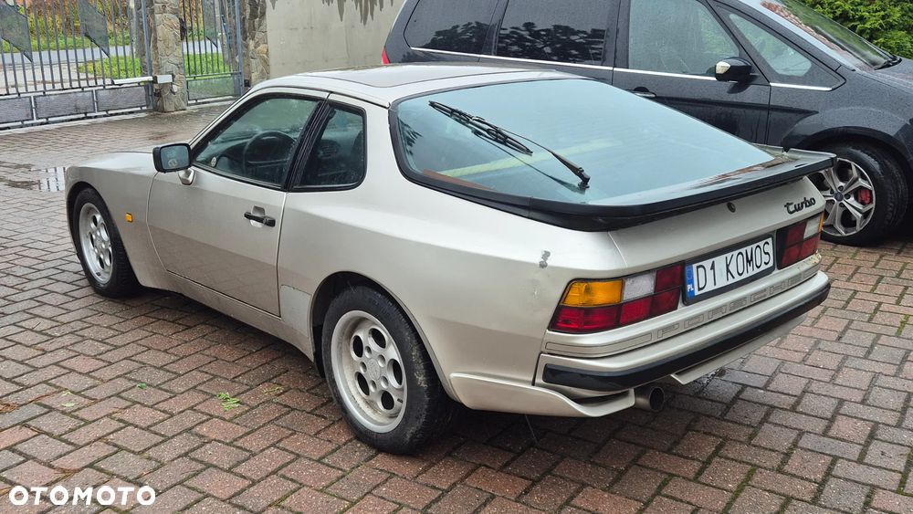 Porsche 944 - 4