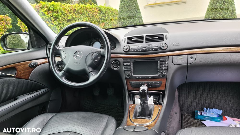 Mercedes-Benz E 200 KOMPRESSOR Elegance - 7