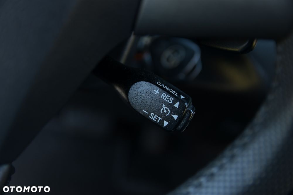Toyota RAV4 2.0 VVT-i Prestige - 35