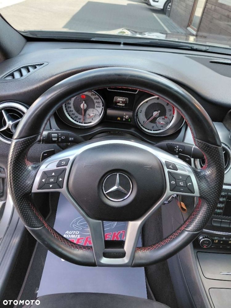 Mercedes-Benz GLA - 15