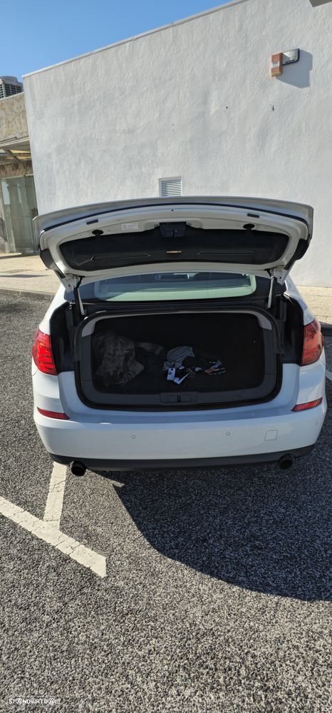 BMW 535 Gran Turismo i xDrive Aut. Modern Line - 4