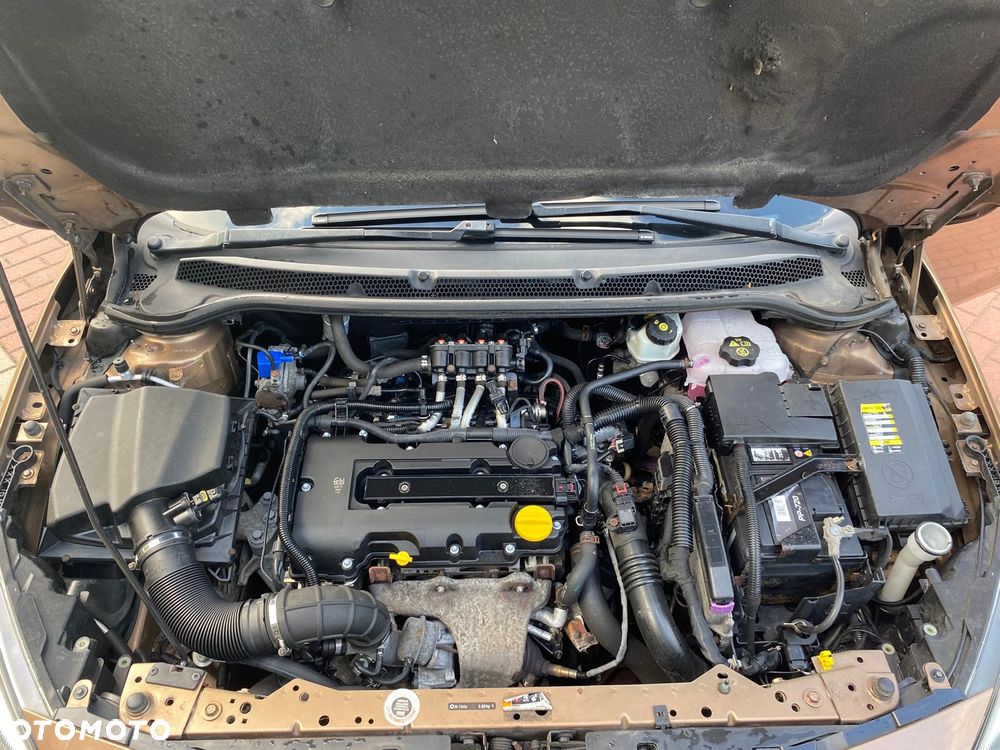 Opel Astra 1.4 T Active EU6 - 21