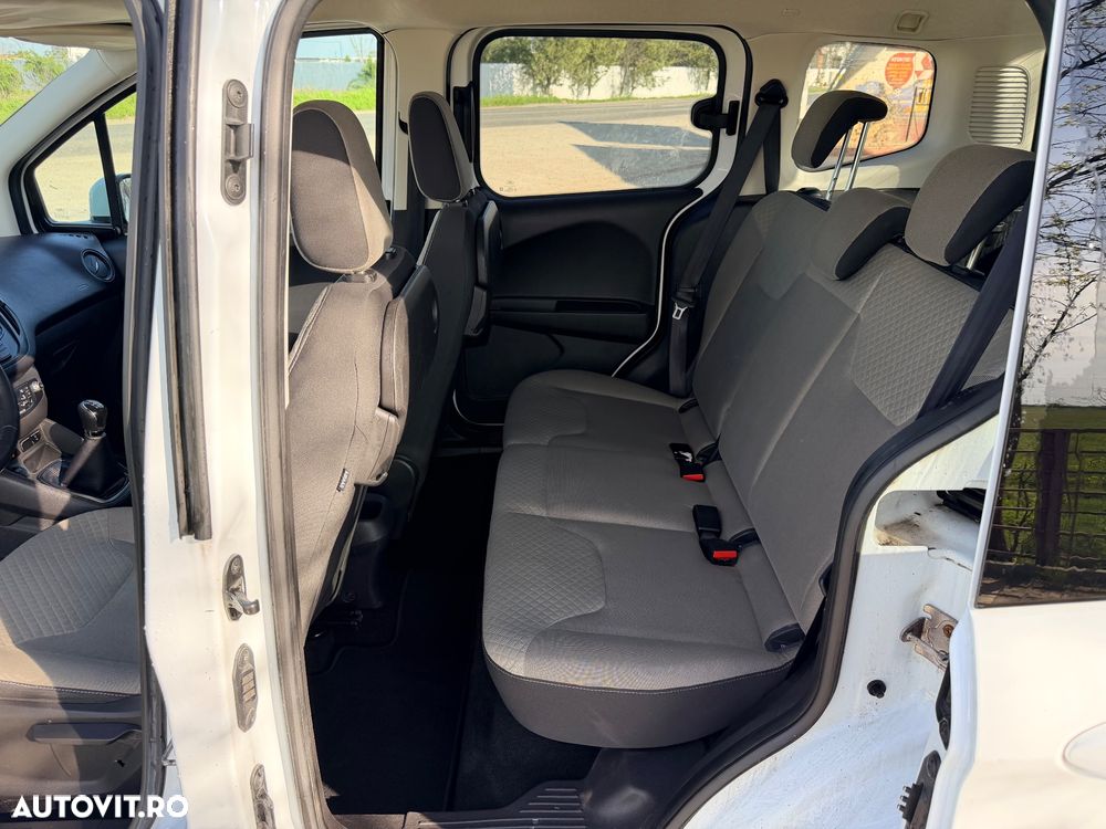 Ford Tourneo Courier - 7