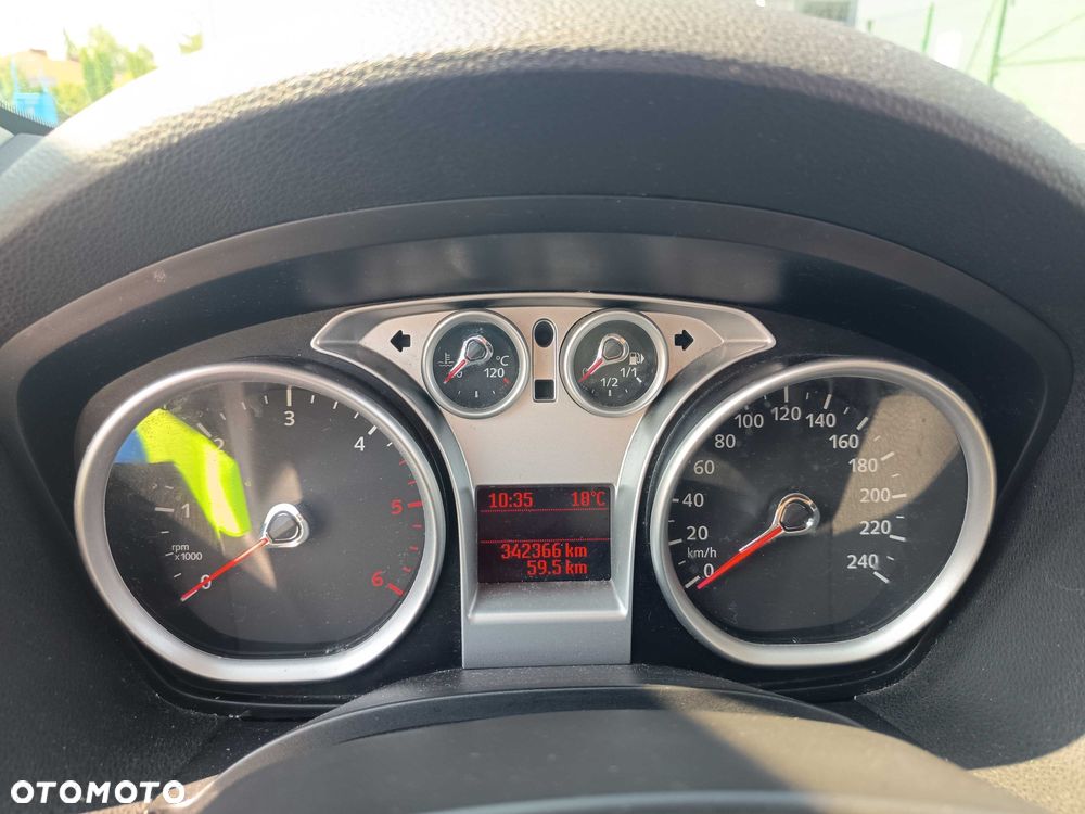 Ford Kuga - 7