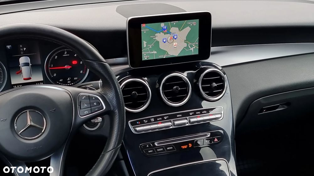 Mercedes-Benz GLC - 25