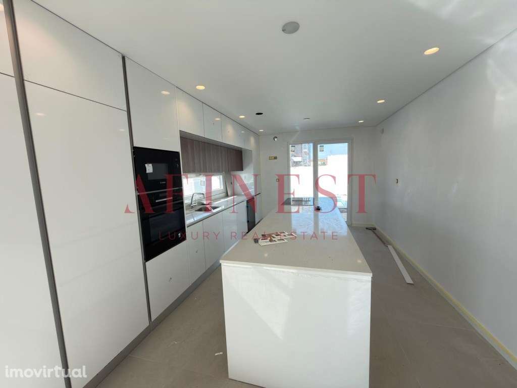 MORADIA T4 EM PINHAL DO GENERAL - FERNÃO FERRO - Grande imagem: 5/19