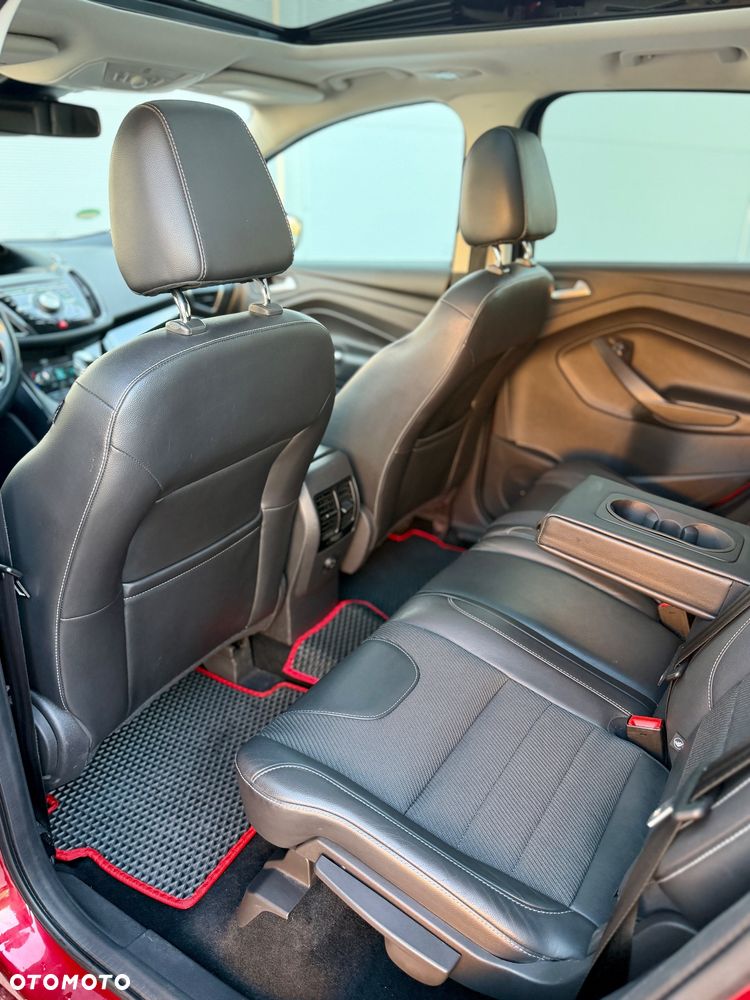 Ford Kuga 2.0 TDCi 4x4 Titanium - 14