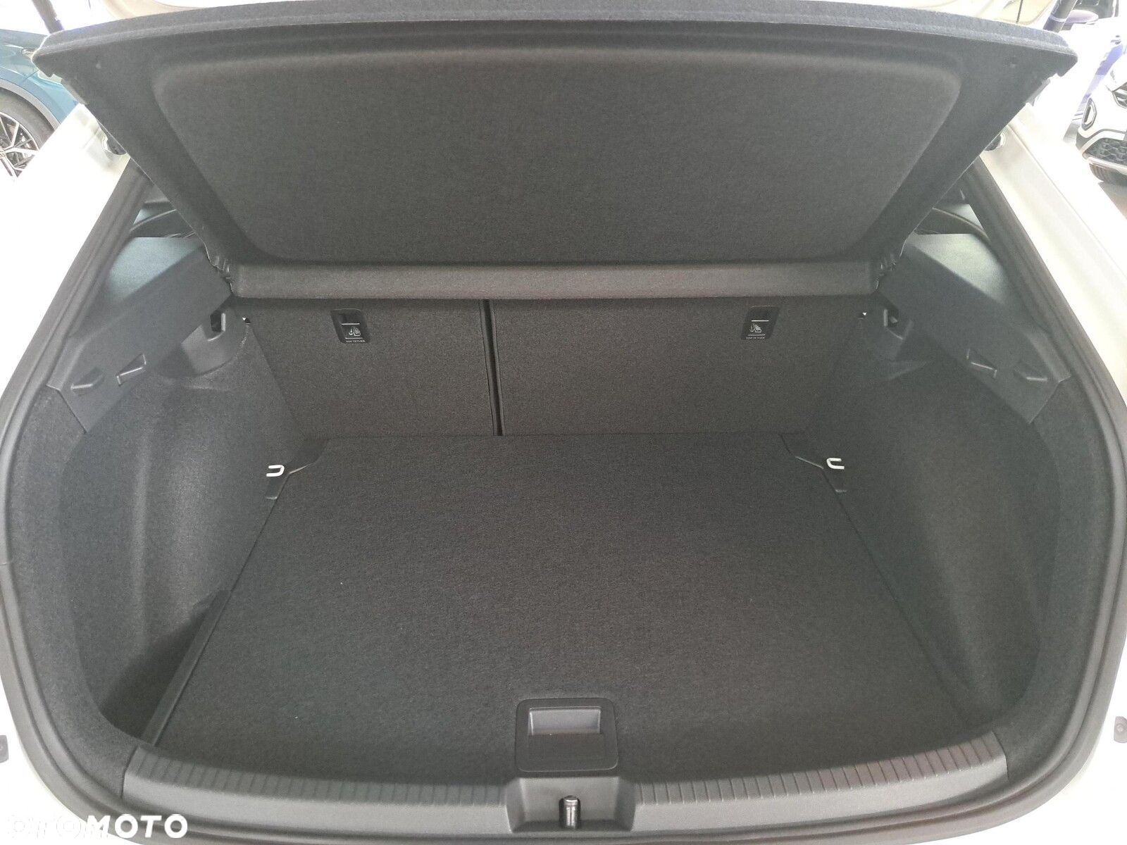Volkswagen Taigo - 17