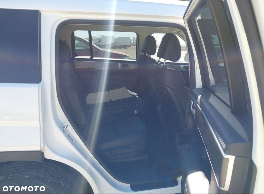 Hyundai Santa Fe - 11