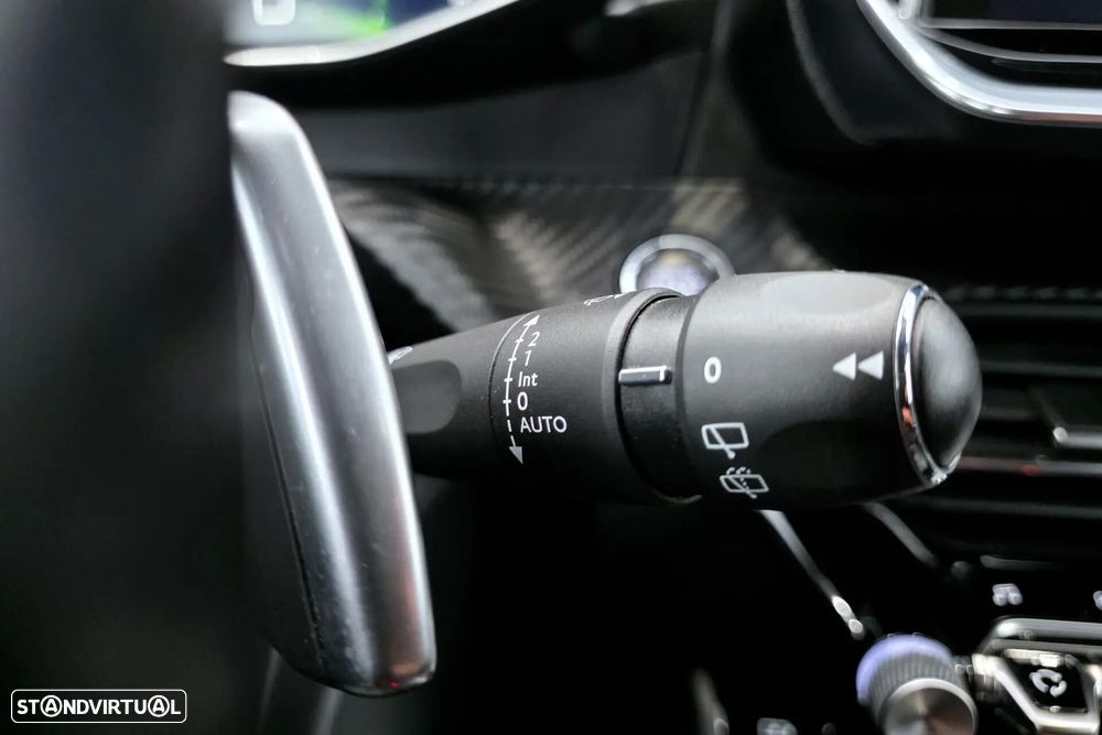 Peugeot 208 1.2 PureTech GT Line EAT8 - 16