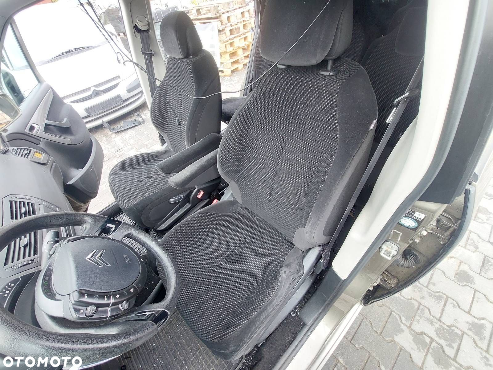 FOTEL LEWY PRAWY PRZÓD + KANAPA TYŁ 7 OSÓB + BOCZKI GRAND C4 PICASSO I - 15