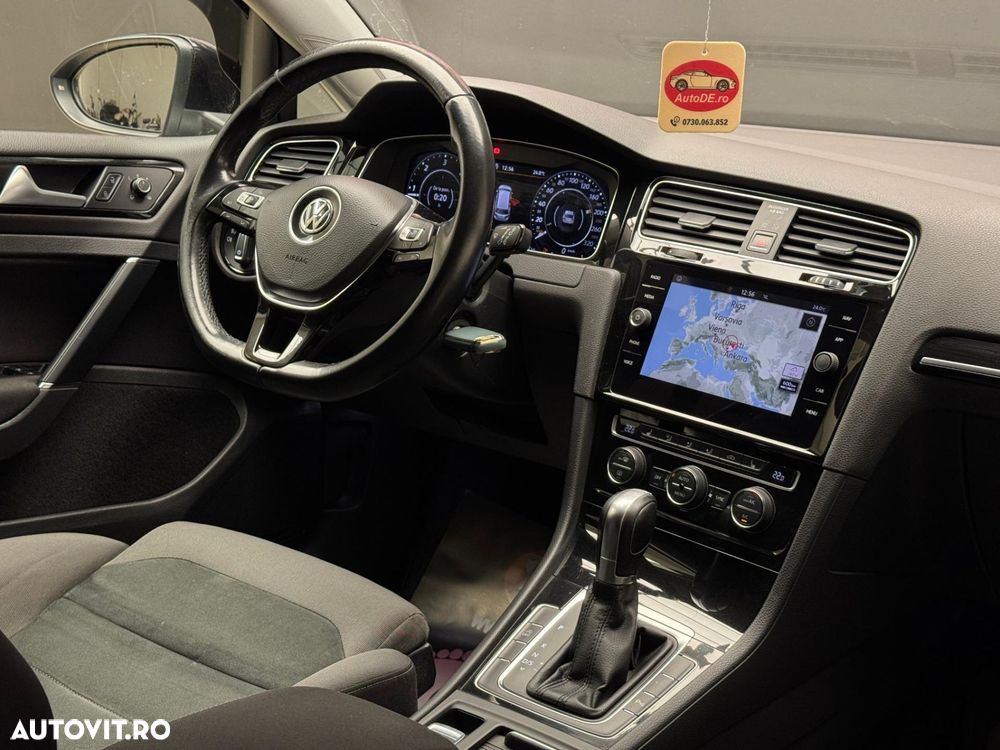 Volkswagen Golf - 7