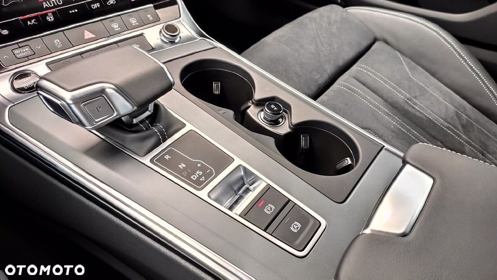 Audi A6 Allroad - 38