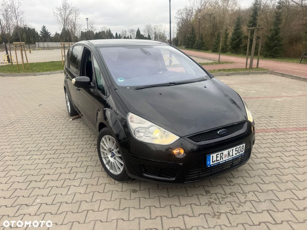 Ford S-Max 2.5 Titanium - 27