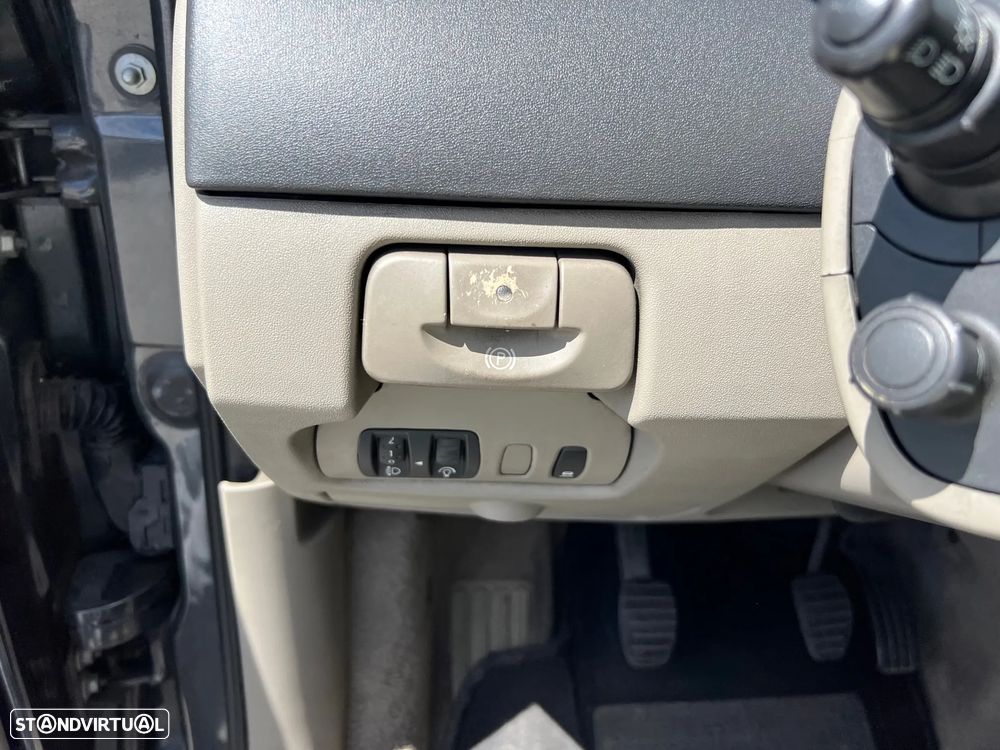 Renault Scénic 1.5 dCi Confort - 14