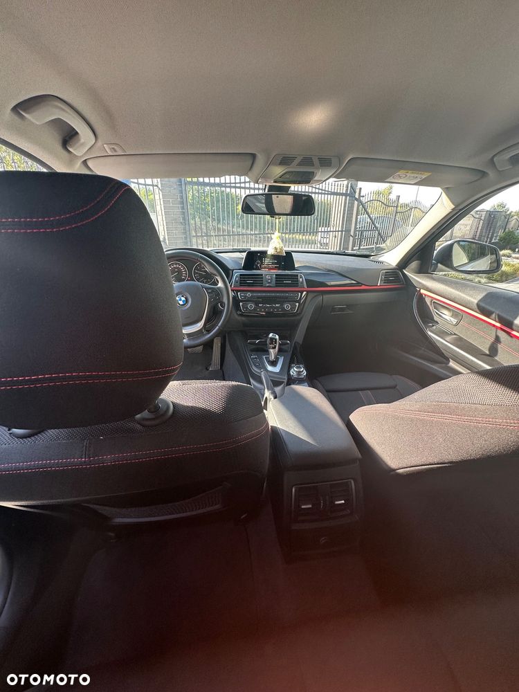 BMW Seria 3 - 17