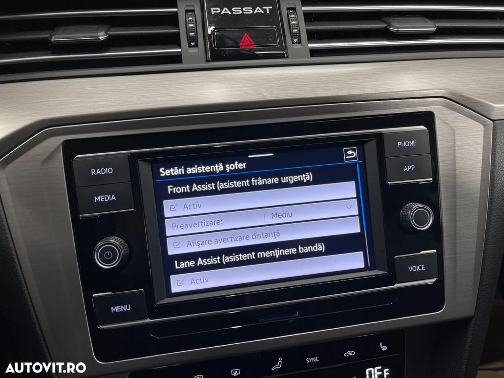 Volkswagen Passat 1.5 TSI ACT DSG Comfortline - 14