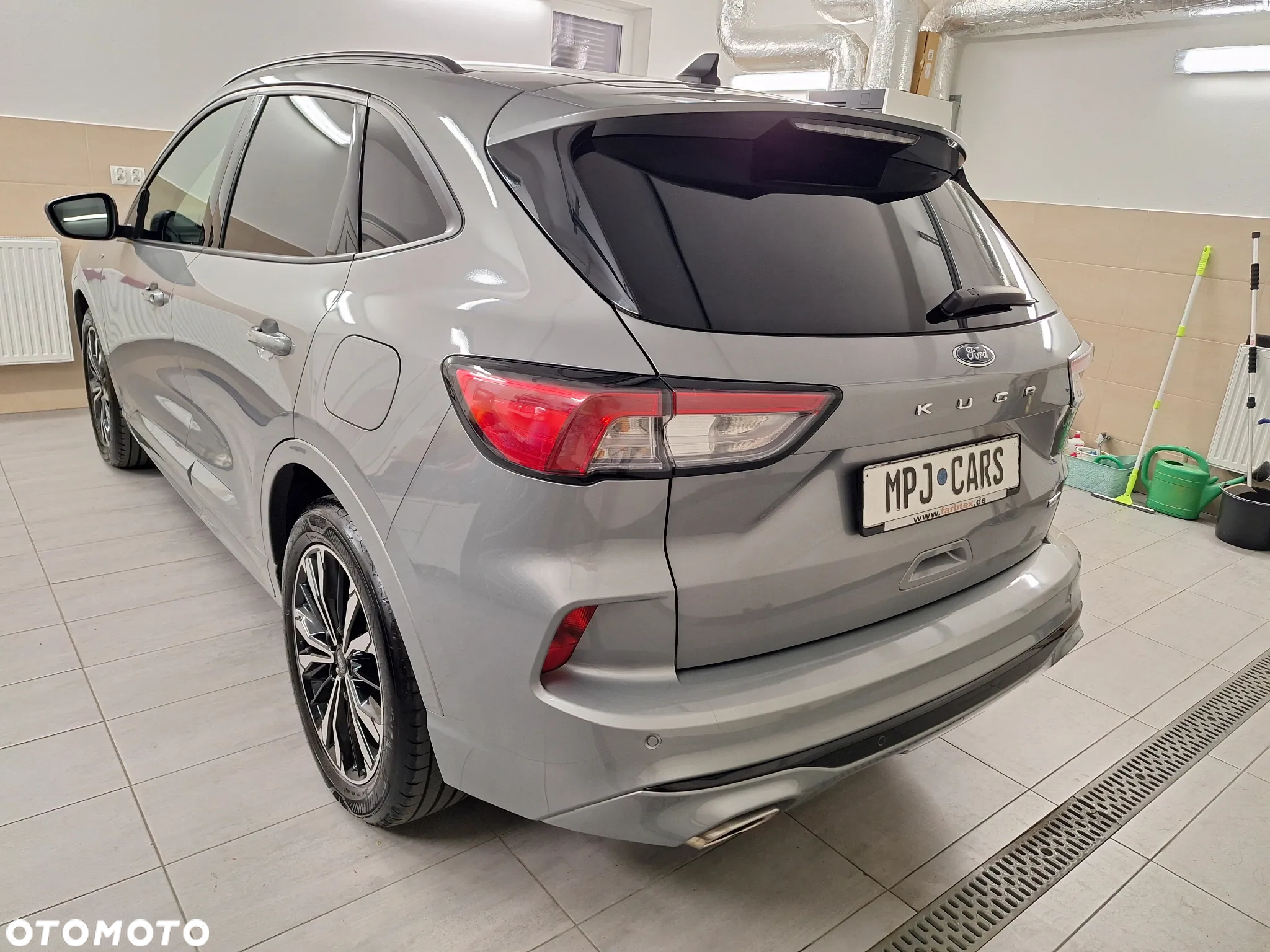 Ford Kuga 2.0 EcoBlue Hybrid ST-LINE X - 9
