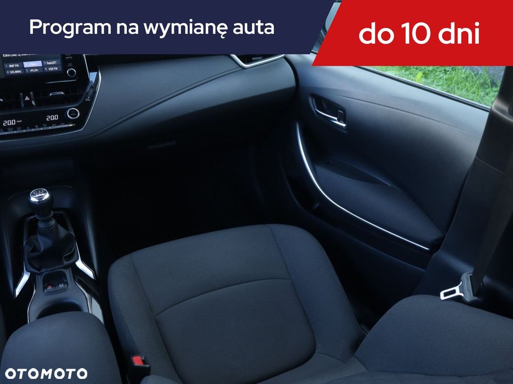 Toyota Corolla - 10
