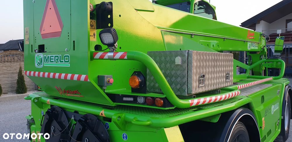 Merlo 60.24MCSS /kosz hydr. rozkładany/pilot/widły/sprowadzona - 35
