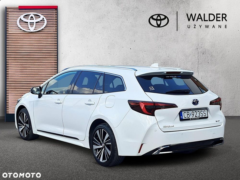 Toyota Corolla - 4