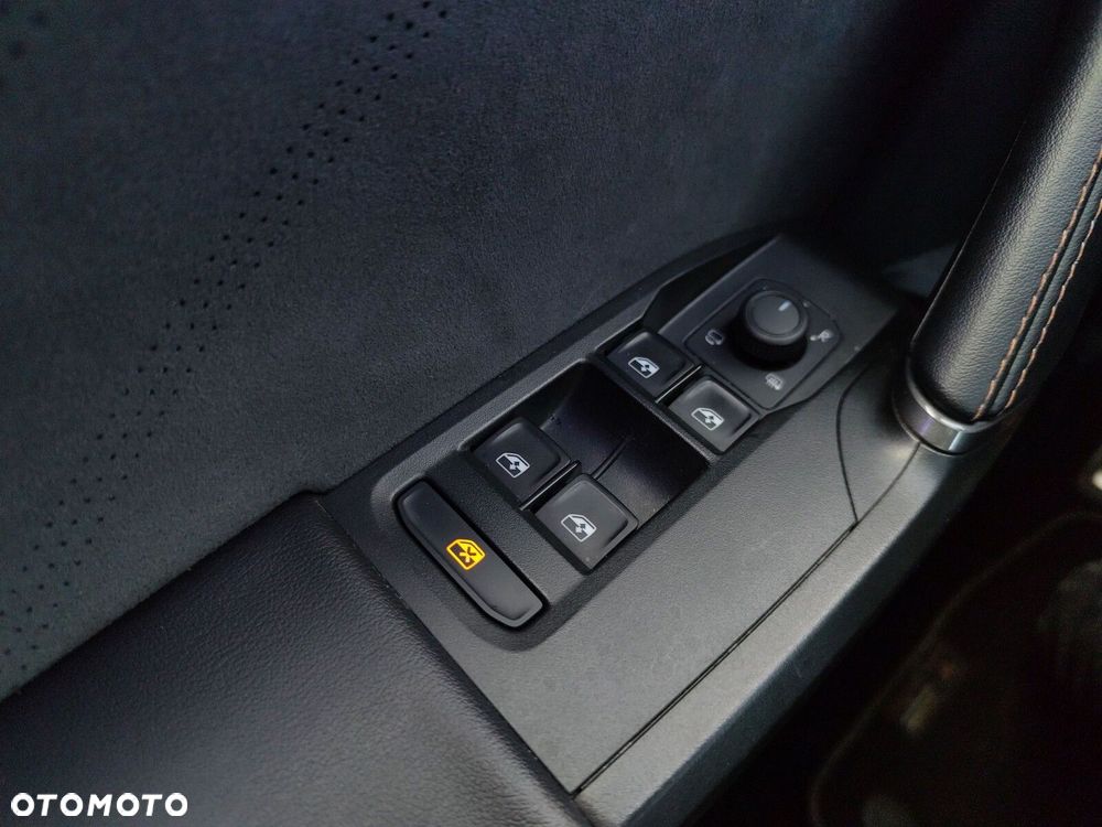 Cupra Formentor 1.5 eTSI mHEV DSG - 19