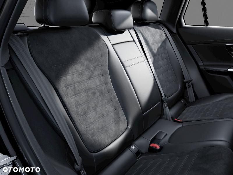 Mercedes-Benz GLC - 8