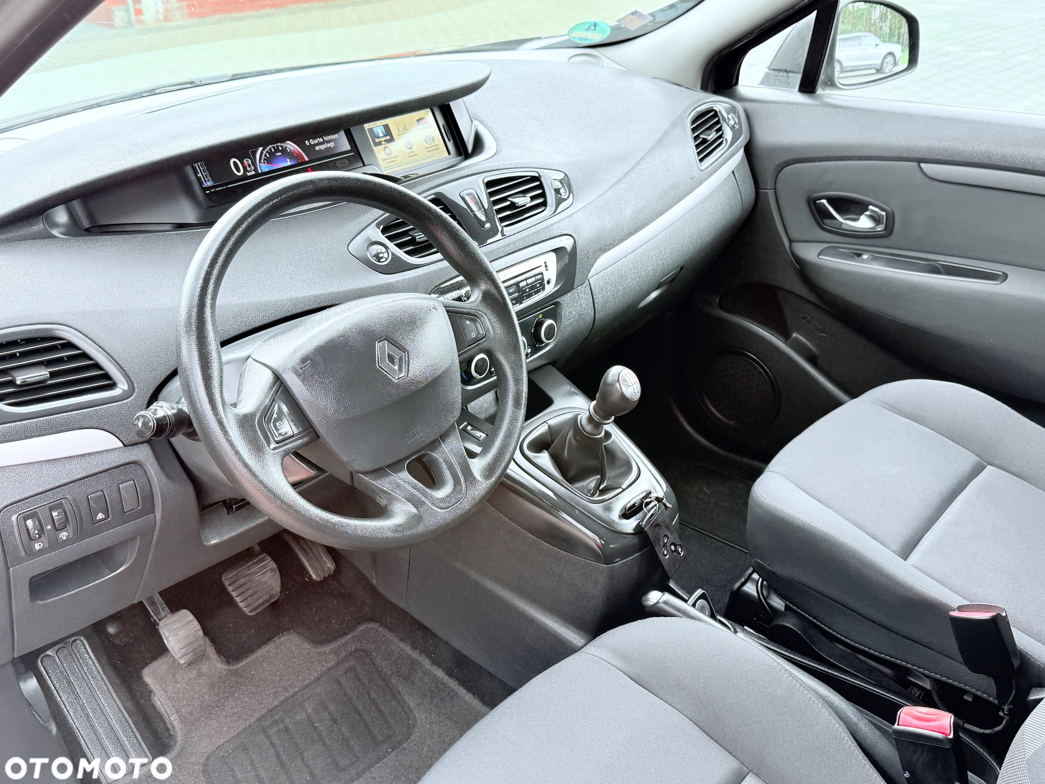 Renault Scenic 1.6 16V 110 TomTom Edition - 28
