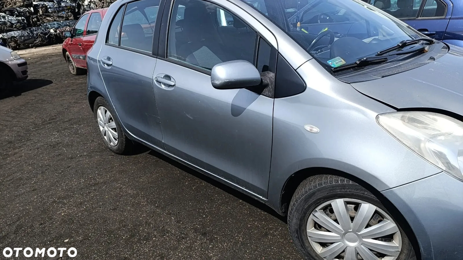 34674 Toyota yaris 2 1.3  vvti 2SZ-FE na części lakier 1F8 - 11