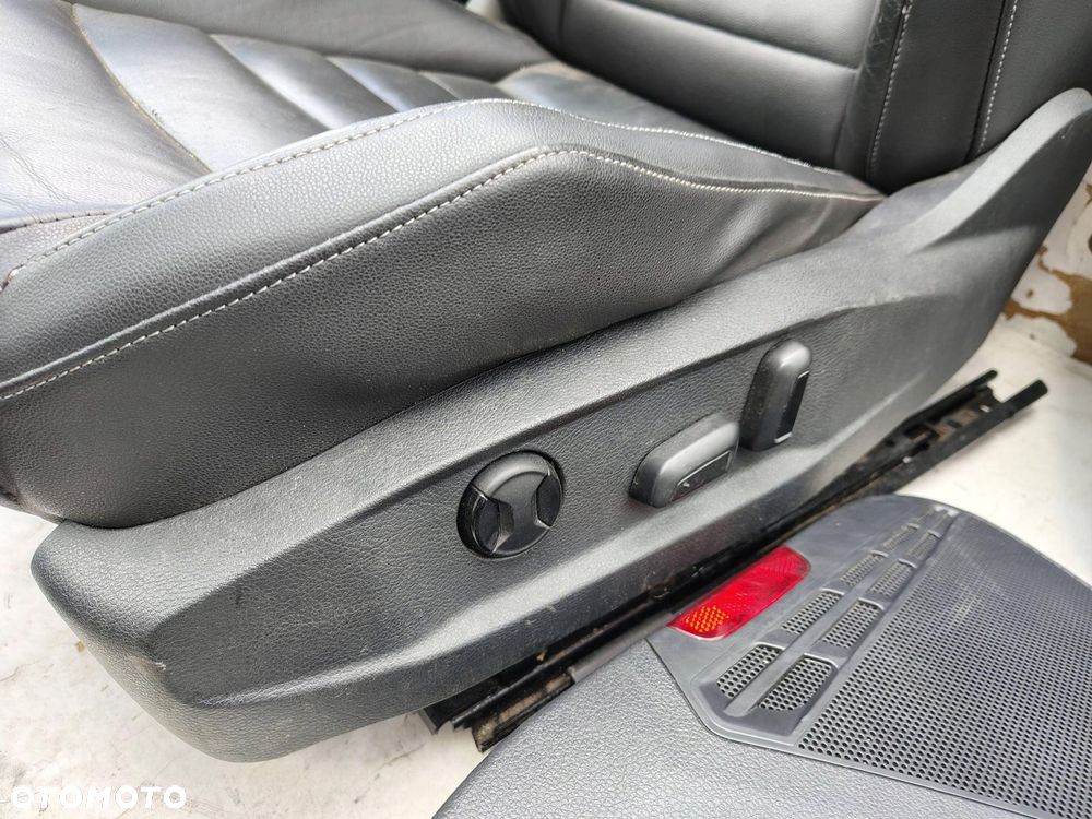 FOTEL FOTELE KANAPA TUNEL CZARNA SKÓRA GRZANE ELEKTRYCZNE GOLF 7 VII GTD HB - 12