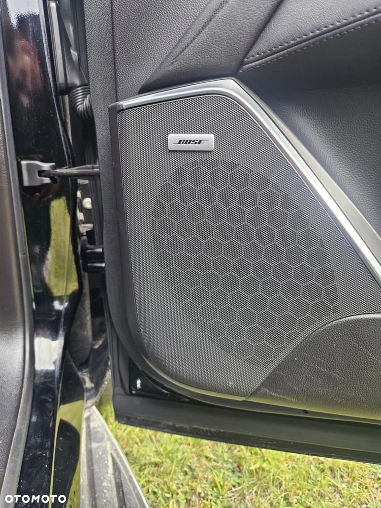 Cadillac Escalade 6.2 V8 ESV Premium - 11